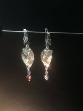 Load image into Gallery viewer, Leverback earrings made with plated metal charms and glass beads (faceted beads and glass pearls)