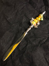Load image into Gallery viewer, Froggy Has Big Eyes for Butterflies Butter Knife