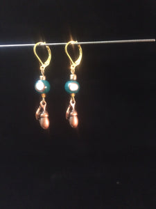 Acorns and Ice Balls (Dark Tone)