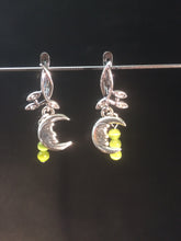 Load image into Gallery viewer, Peridot Smiling Moon Earrings
