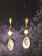 Load image into Gallery viewer, Gold Dipped Geode and Pearl Drop Leverback Earrings