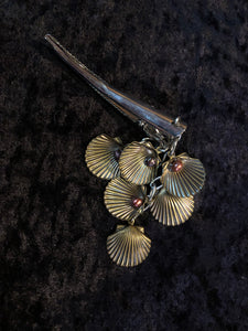 Scallops and Pearls Dangly Steel Hair Clip
