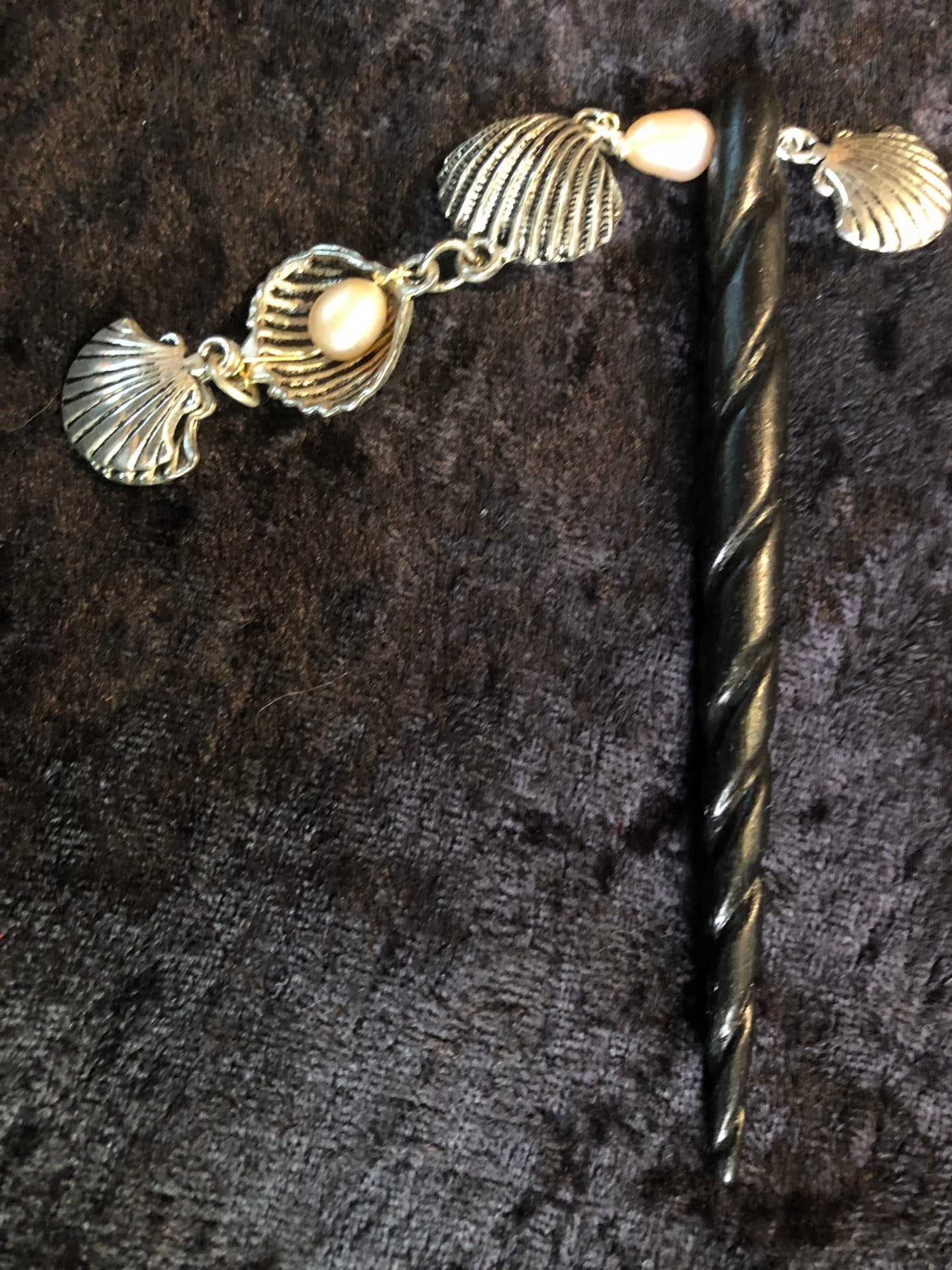 Pearls and Seashells Black Spiral Bone Hairstick
