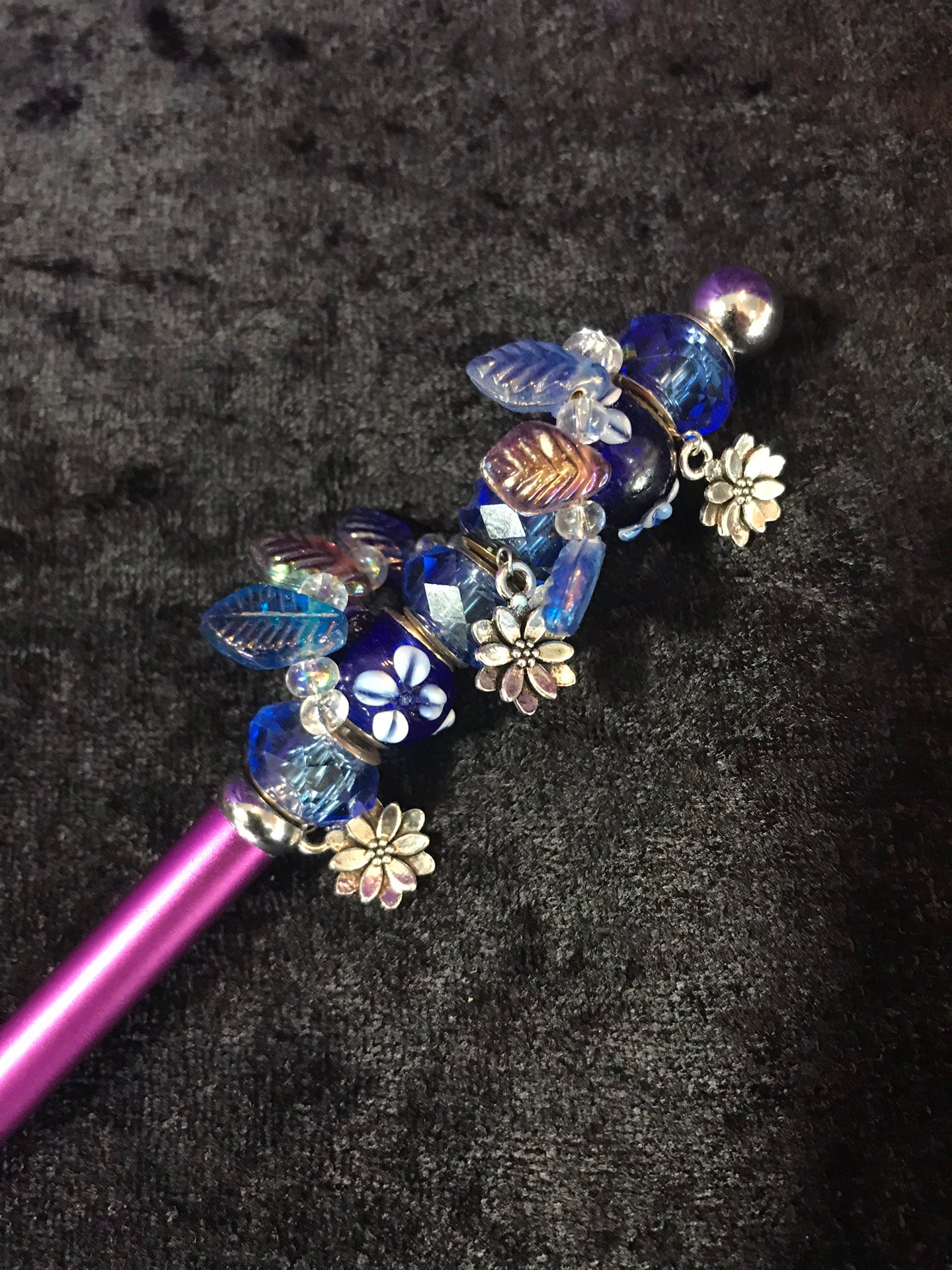 Blue Leaves and Flowers Beaded Stylus