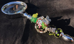 Froggy Climbs the Rosebush Magnifying Glass